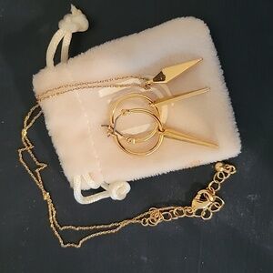 Uncommon James Earing & Necklace set